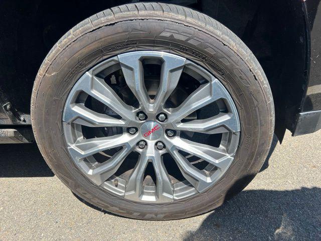 2021 GMC Yukon 4WD Denali