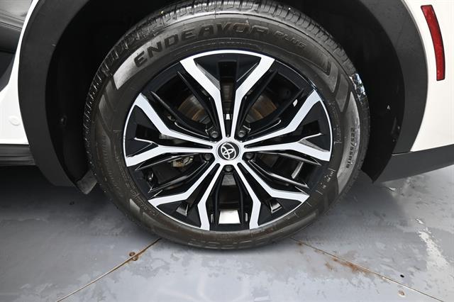 2023 Toyota Crown Limited