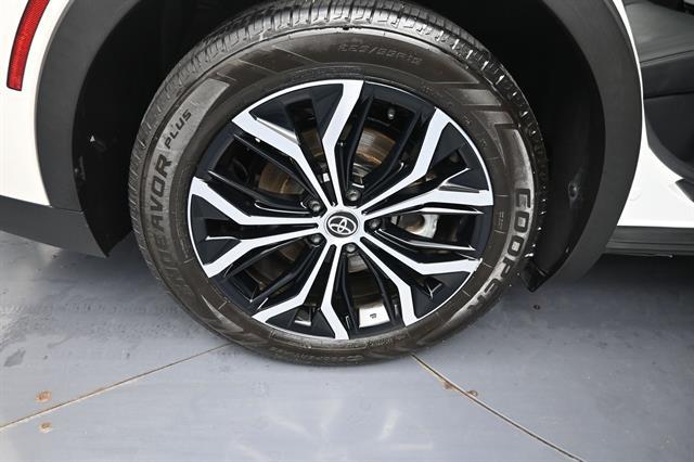 2023 Toyota Crown Limited
