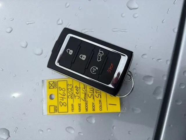 2023 Jeep Grand Cherokee L Limited 4x4