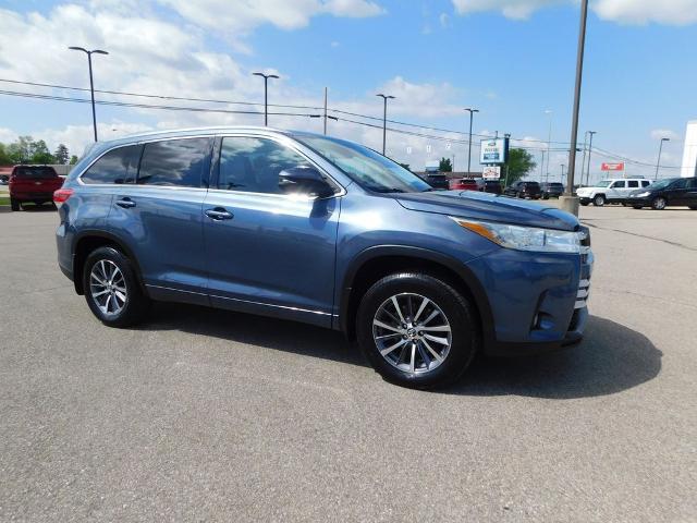 2017 Toyota Highlander XLE for sale near Richmond, IN