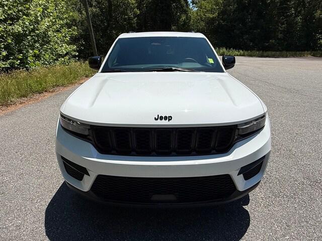 2025 Jeep Grand Cherokee Altitude X 4x4