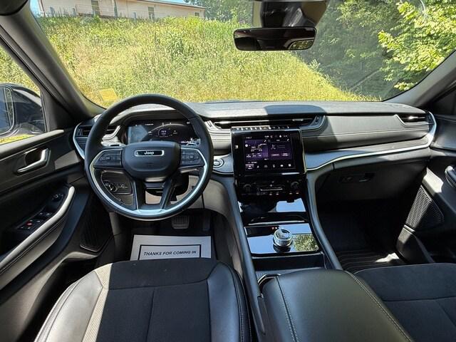 2025 Jeep Grand Cherokee Altitude X 4x4