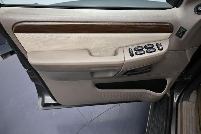 2005 Ford Explorer Eddie Bauer