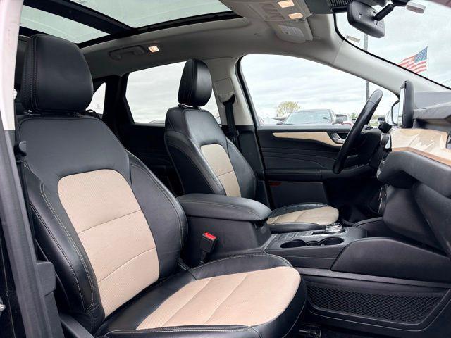 2021 Ford Escape Titanium