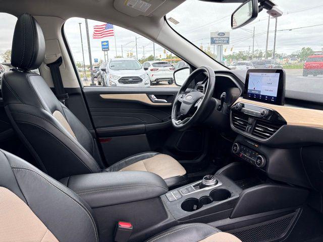 2021 Ford Escape Titanium