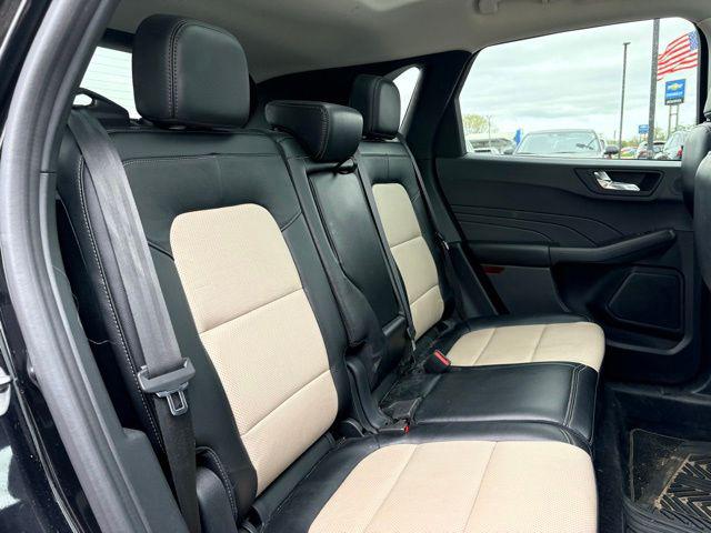 2021 Ford Escape Titanium