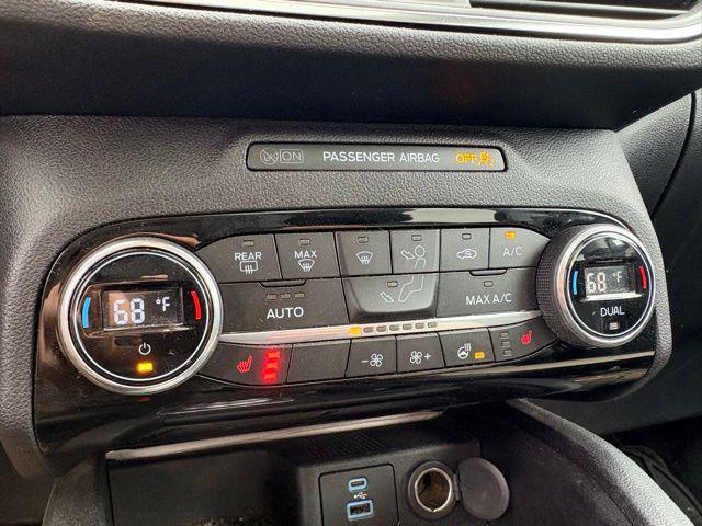 2021 Ford Escape Titanium