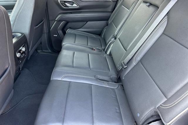 2023 GMC Yukon XL 2WD SLT
