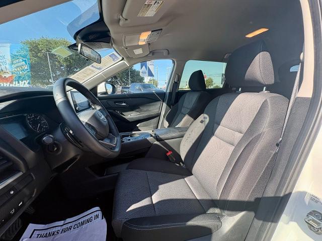 2025 Nissan Rogue SV FWD