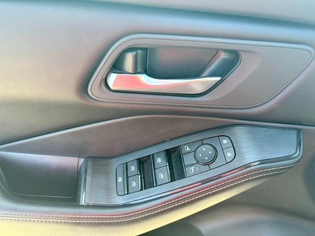 2025 Nissan Rogue SV FWD