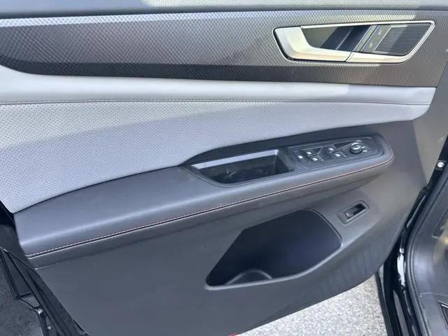 2026 Volkswagen Atlas Peak Edition