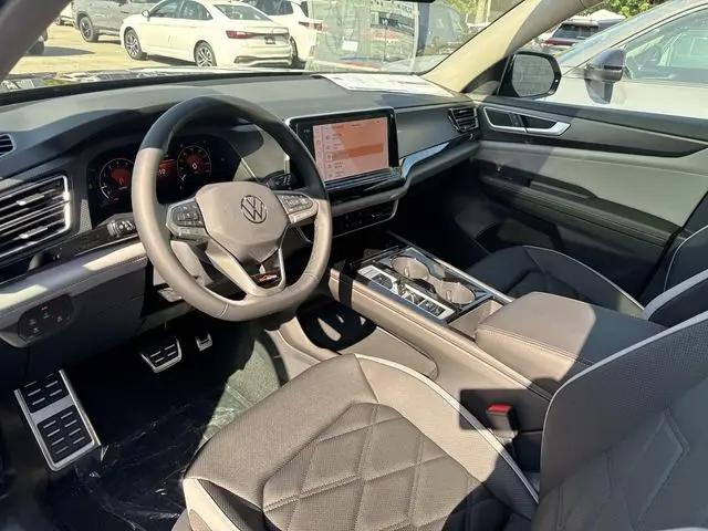 2026 Volkswagen Atlas Peak Edition