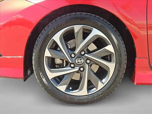 2016 Scion iM Base