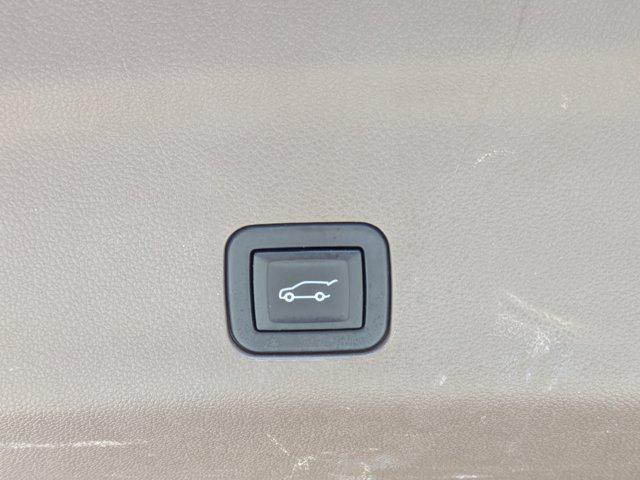 2023 GMC Yukon XL 4WD Denali