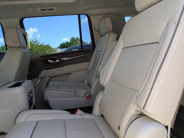 2023 GMC Yukon XL 4WD Denali