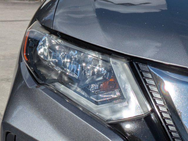 2020 Nissan Rogue SV FWD