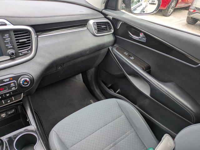 2019 Kia Sorento 2.4L LX