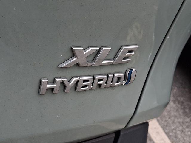 2023 Toyota RAV4 Hybrid XLE Premium