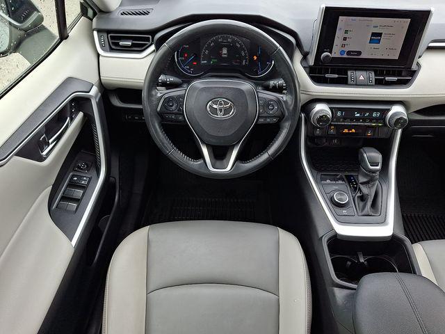 2023 Toyota RAV4 Hybrid XLE Premium