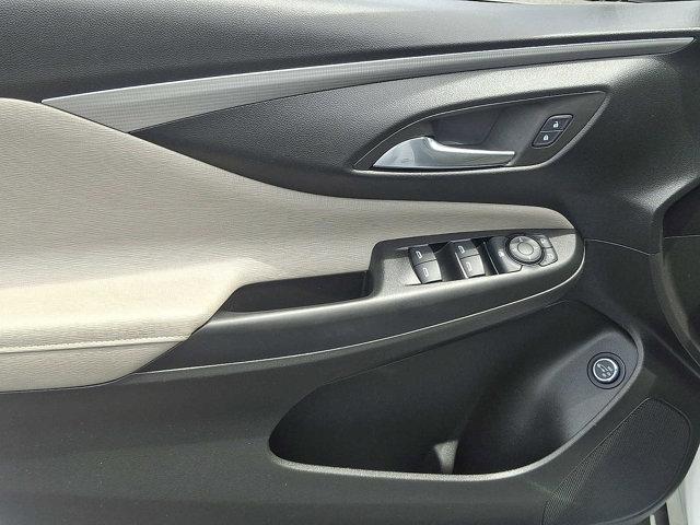 2024 Buick NV Avenir FWD