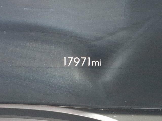 2024 Buick NV Avenir FWD