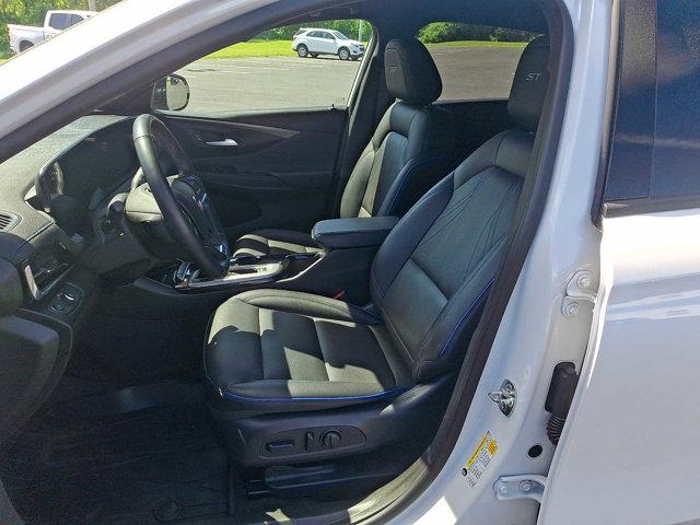 2024 Buick NV Sport Touring FWD