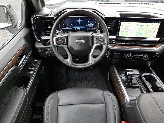 2024 Chevrolet Silverado 1500 4WD Crew Cab Short Bed RST