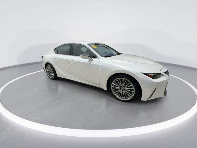 2025 Lexus IS 300 300