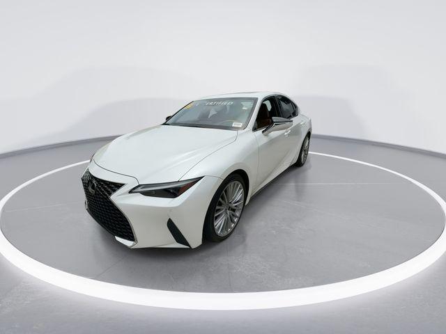 2025 Lexus IS 300 300