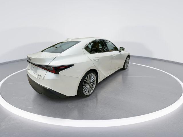 2025 Lexus IS 300 300