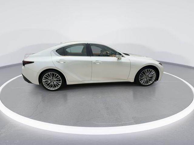 2025 Lexus IS 300 300