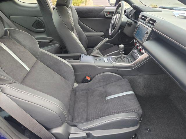 2024 Toyota GR86 Premium