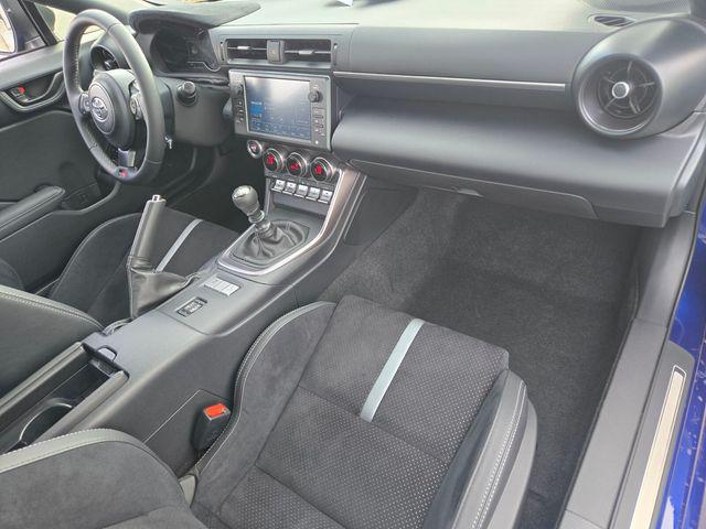 2024 Toyota GR86 Premium