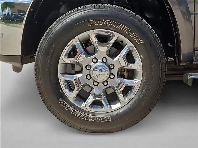 2018 Ram 3500 Limited Crew Cab 4x4 6'4" Box