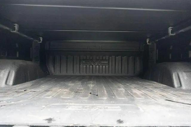 2025 GMC Sierra 1500 4WD Crew Cab Short Box SLT