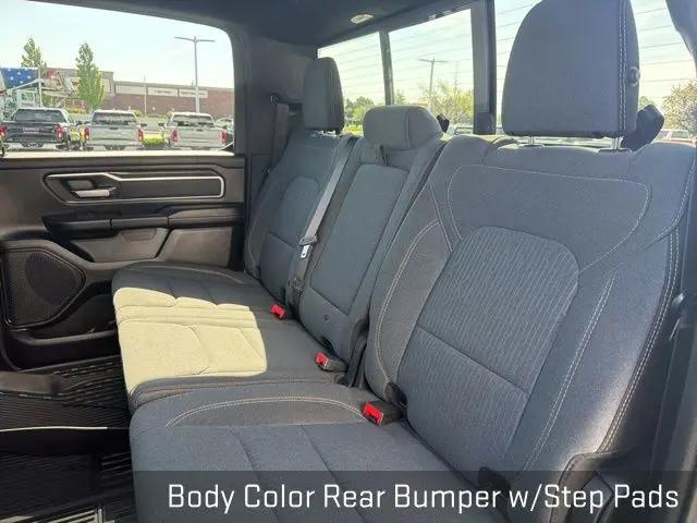 2022 Ram 1500 Big Horn Crew Cab 4x4 5'7" Box