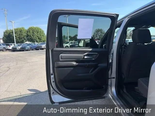 2022 Ram 1500 Big Horn Crew Cab 4x4 5'7" Box