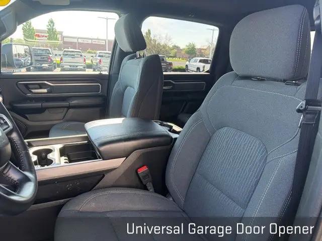2022 Ram 1500 Big Horn Crew Cab 4x4 5'7" Box