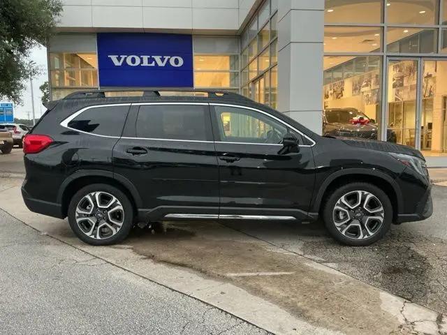 2023 Subaru Ascent Limited 8-Passenger