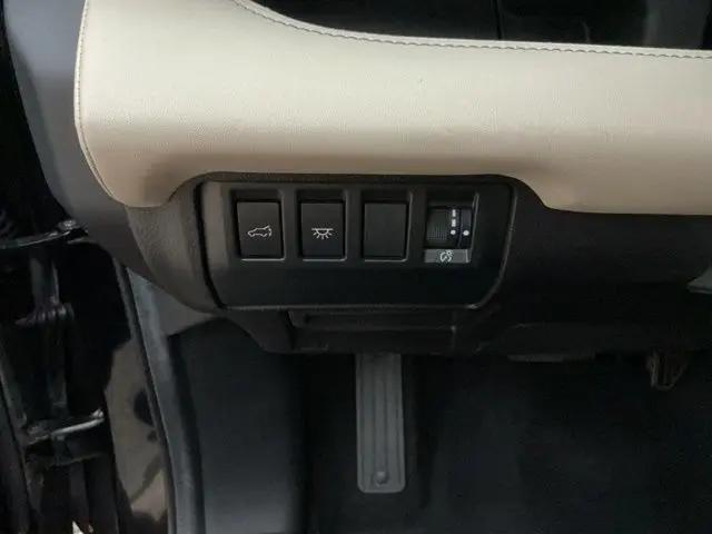 2023 Subaru Ascent Limited 8-Passenger