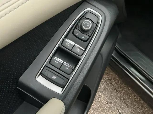 2023 Subaru Ascent Limited 8-Passenger