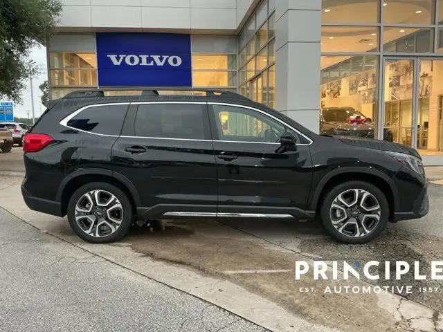 2023 Subaru Ascent Limited 8-Passenger