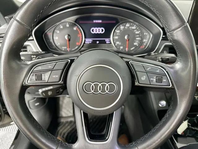 2023 Audi A4 Premium 40 TFSI quattro S tronic
