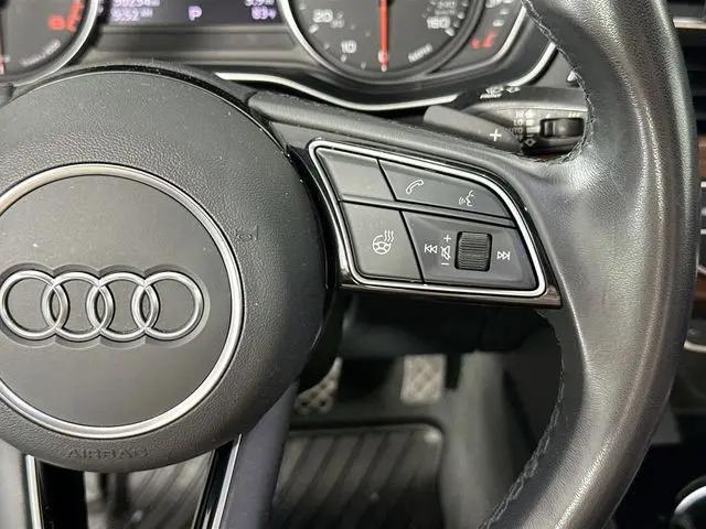 2023 Audi A4 Premium 40 TFSI quattro S tronic