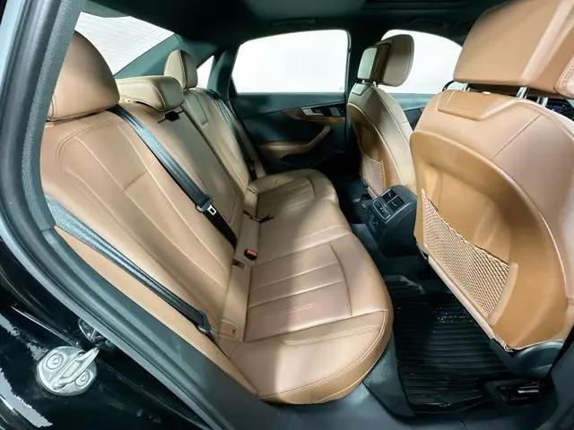 2023 Audi A4 Premium 40 TFSI quattro S tronic