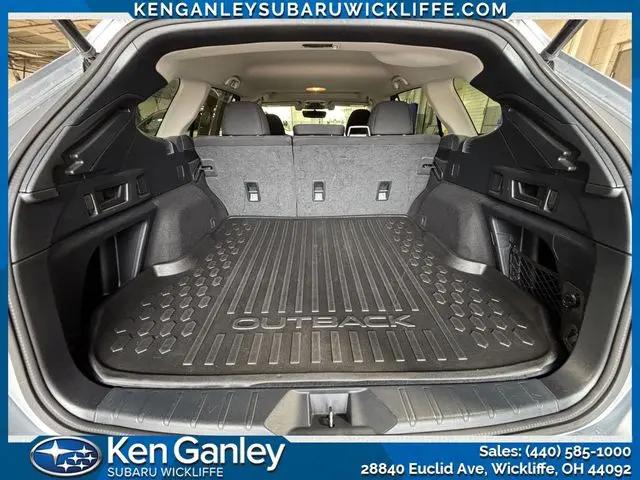 2022 Subaru Outback Premium