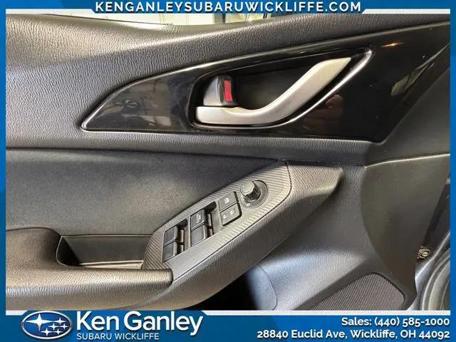 2015 Mazda Mazda3 i Sport