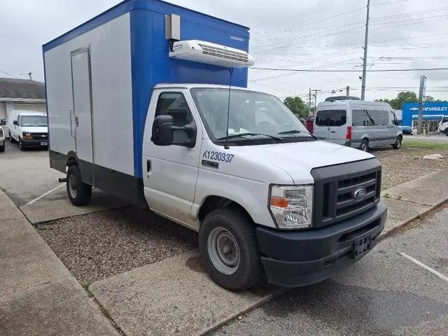2023 Ford E-350 Cutaway Base
