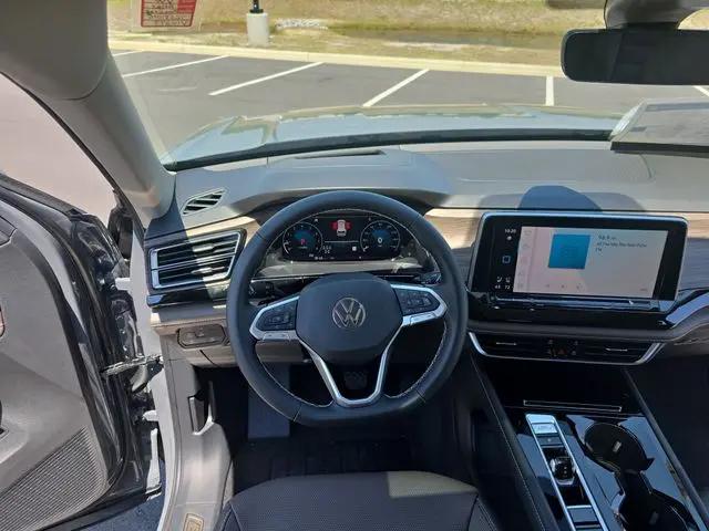 2026 Volkswagen Atlas SEL